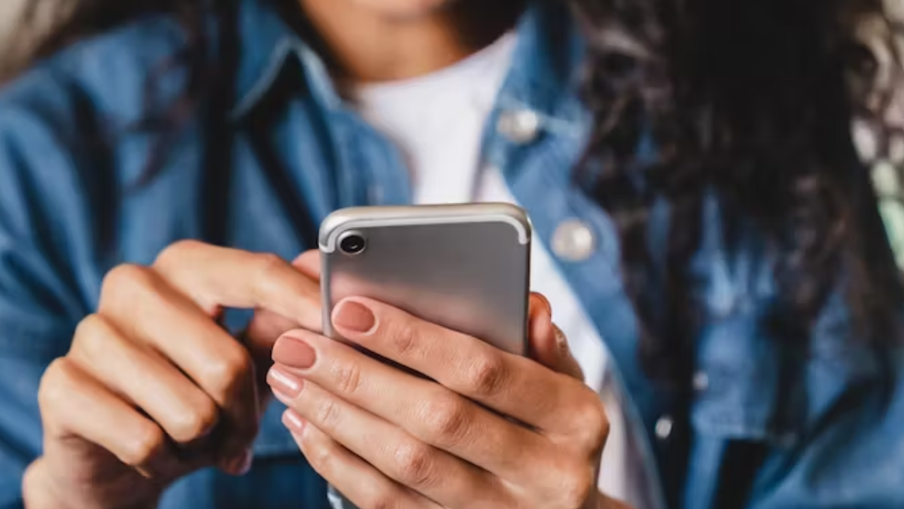 What Steps Should I Take To Change Carriers If My eSIM Phone Is Locked?